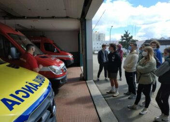 Alunos do AEAL visitam Bombeiros de Castelo Branco