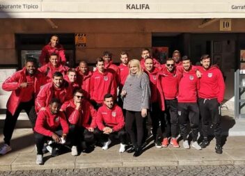 Equipa do Benfica e CB almoça no Kalifa