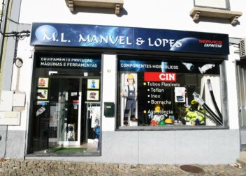 M.L. Manuel & Lopes