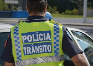 Cinco detenções por excesso de álcool