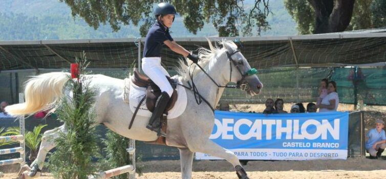 Escola Equestre faz o pleno no 4º Festival Hípico