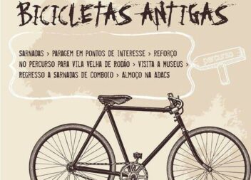 Passeio de bicicletas antigas