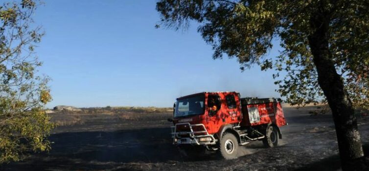 Um incêndio em Teixoso e Sarzedo, no concelho da Covilhã, distrito de Castelo Br