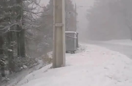 Neve e vento forte dificultam acesso à Serra da Estrela